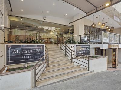 207 / 12 Victoria Avenue, Perth