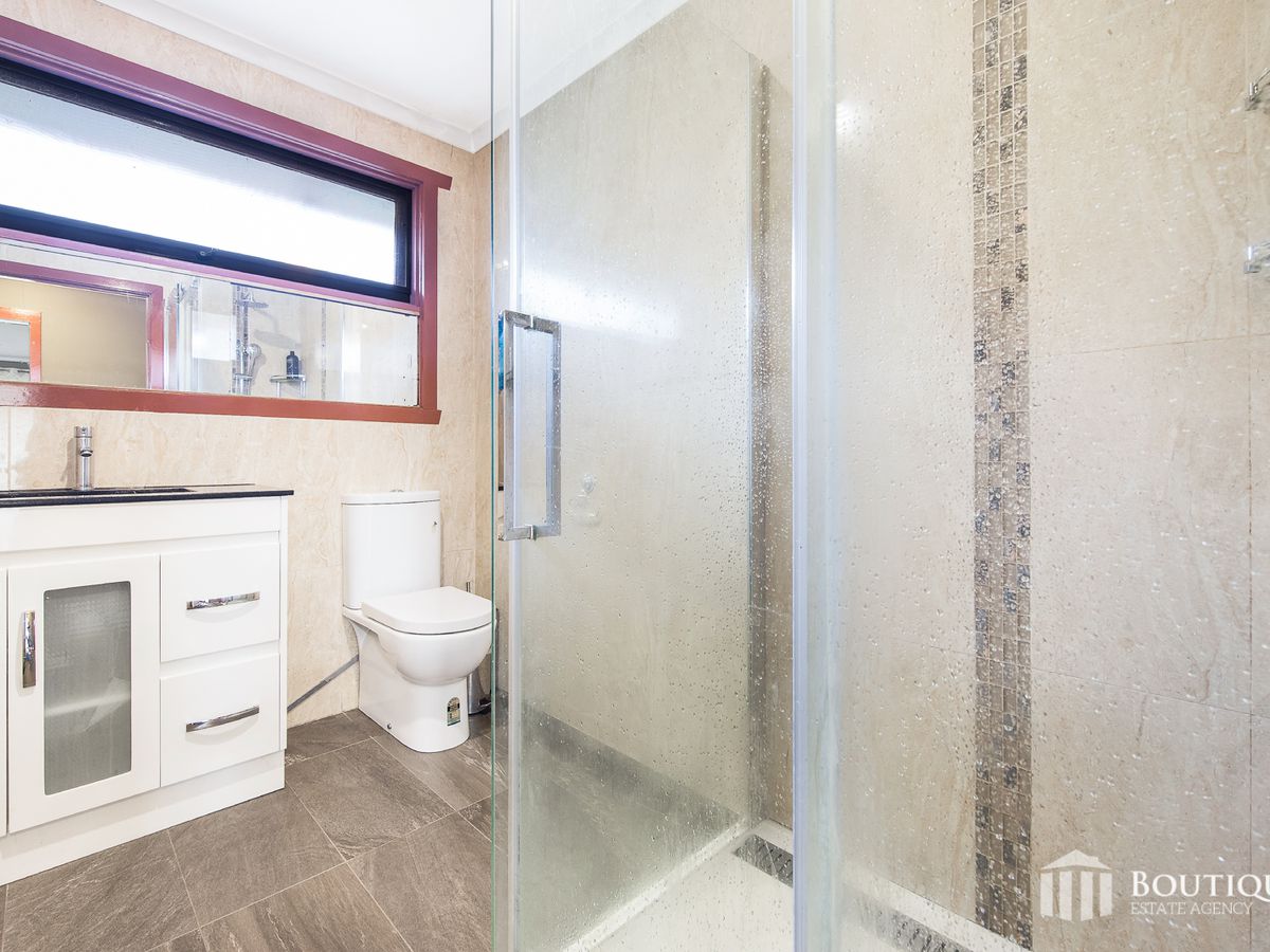 39 Sherwood Crescent, Dandenong North