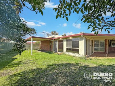 6 Tulloch Place, Dubbo
