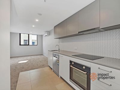 308 / 34 Oakden Street, Greenway