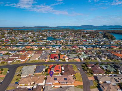 2 / 4 Lisa Place, Forster