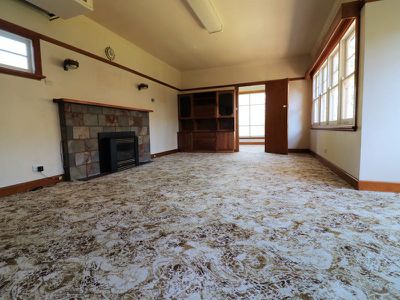 51 The Esplanade, Seymour