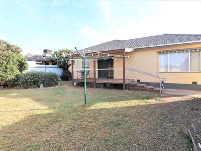 107 Cleeland Place, Kerang