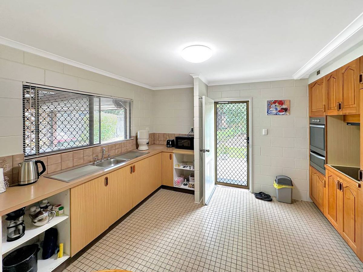 5 Prior Close, Malanda