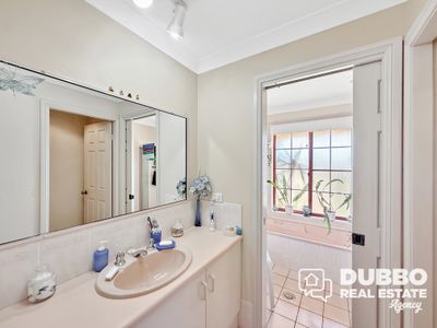 93-95 Murrayfield Drive, Dubbo