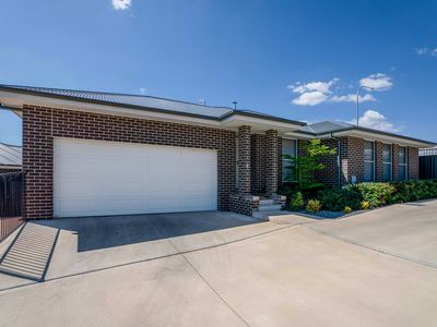 5A Lily Pilly Place, Orange