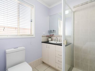 32 Macquarie Drive, Wyndham Vale
