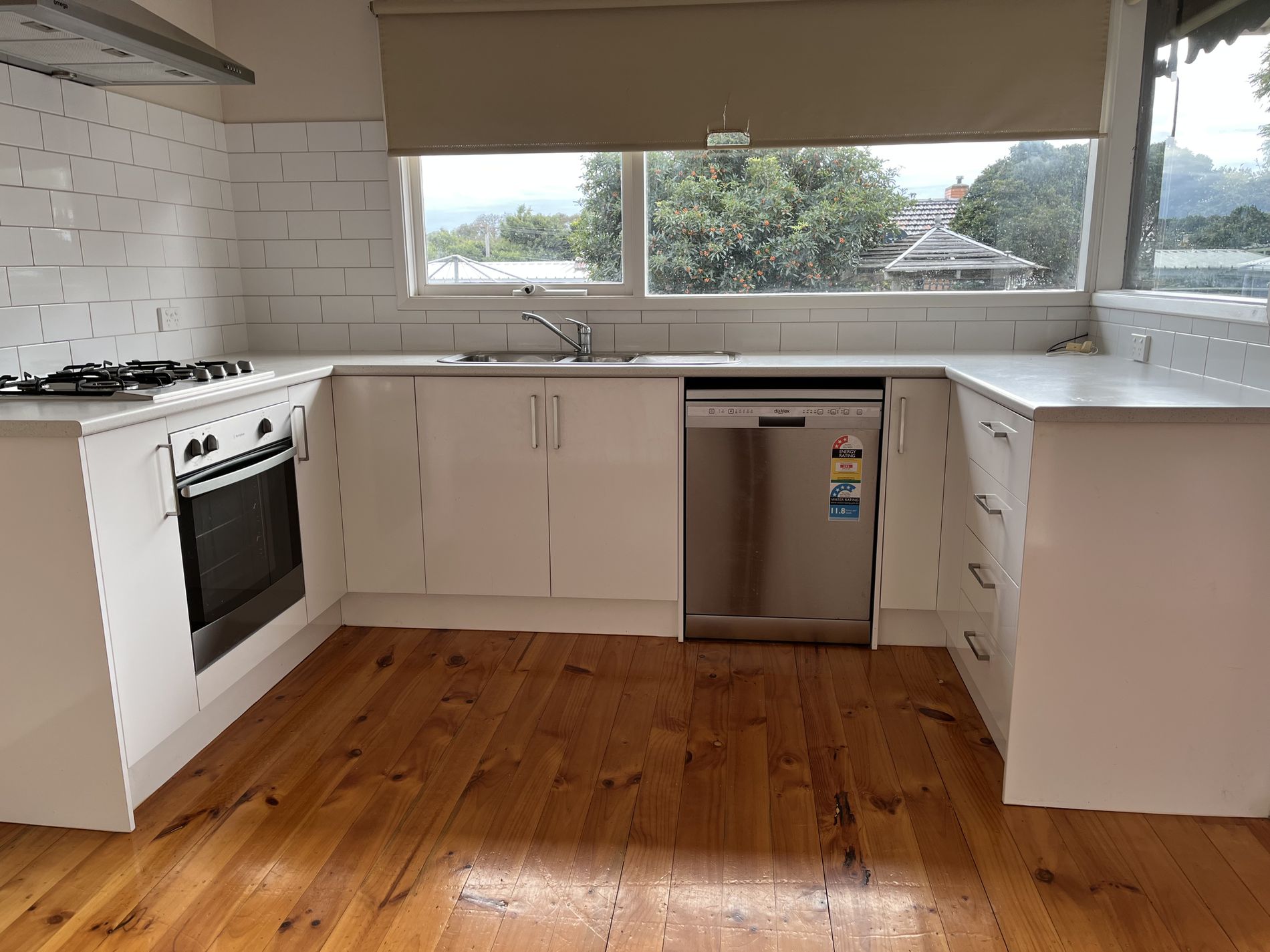6 Walpole Avenue, Belmont