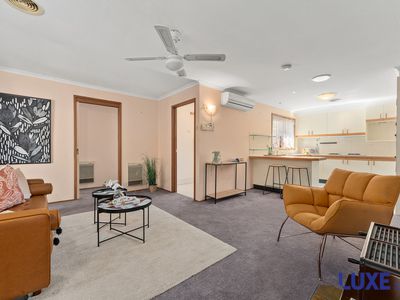 16 Gratton Place , Isaacs