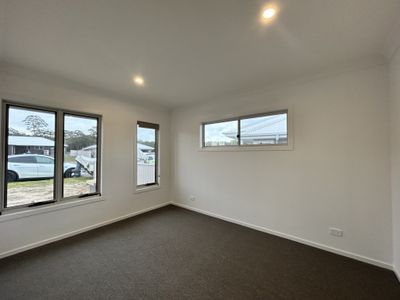 32 Sunningdale Avenue, Sussex Inlet