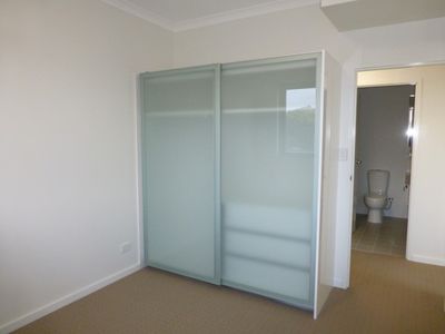 4 / 28 Goodwood Parade, Burswood