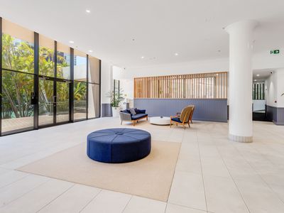 9 / 29-39 Woodroffe Ave, Main Beach