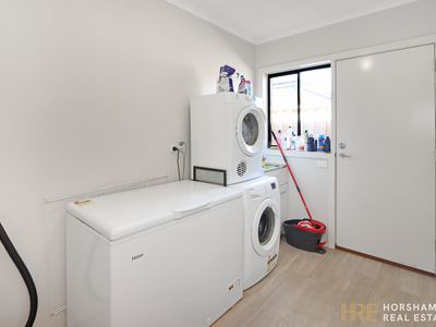 5 Matthews Court, Horsham
