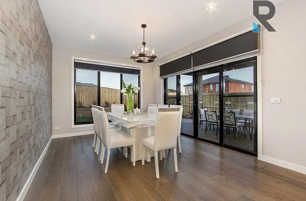 15 Naxos Road, Greenvale