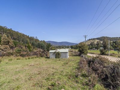270 Lucaston Road, Lucaston