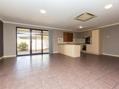 6 / 15 Kabbarli Loop, South Hedland