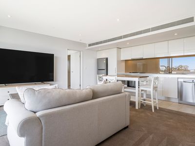 405 / 19 The Circus, Burswood