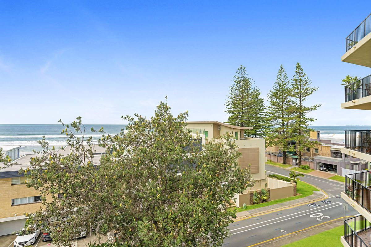 13 / 158 Hedges Avenue, Mermaid Beach