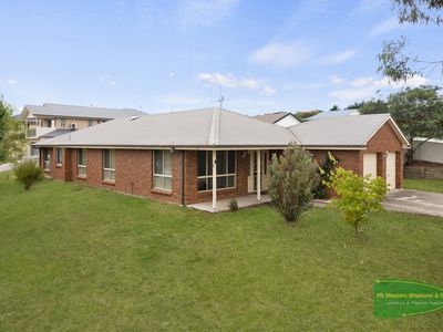 9 Darwin Drive, Llanarth