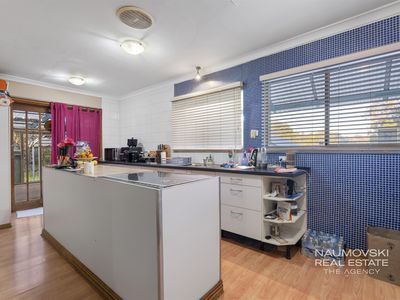 40 Allinson Drive, Girrawheen