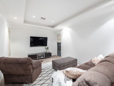 2 Waterview Parade, Southern River