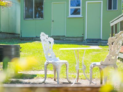 146-148 Manoa Road, Halekulani