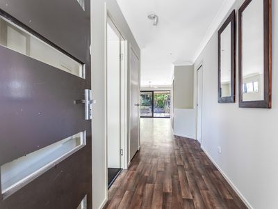 50 Vanilla Av, Griffin