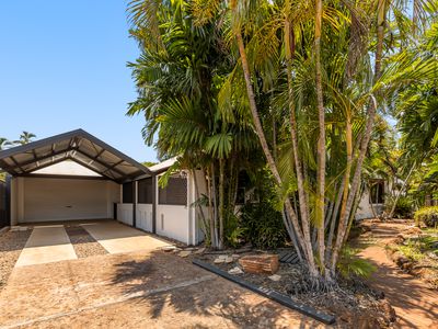 22 Piggott Way, Broome