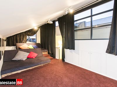 6 Boans Lane, East Perth