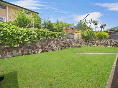 29 Woodlands Drive, Rochedale South