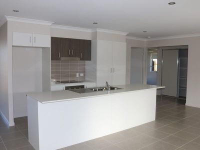 1 Bayside Close, Point Vernon