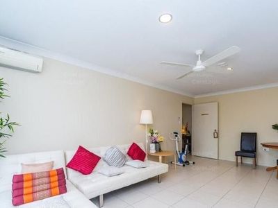 16 Cirrus Way, Coomera