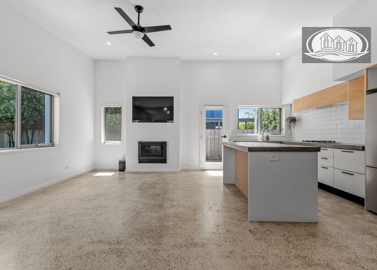 9 Market Court, Portland