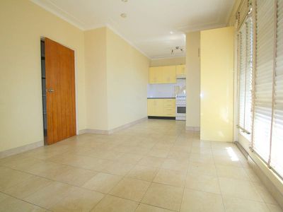 4 / 19 McKern Street, Campsie