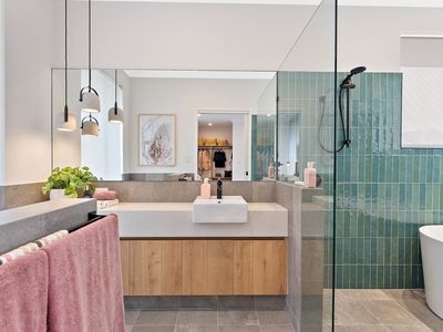 15 Boudicca Drive, Forrestdale