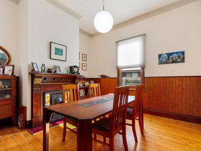 207 Desailly Street, Sale