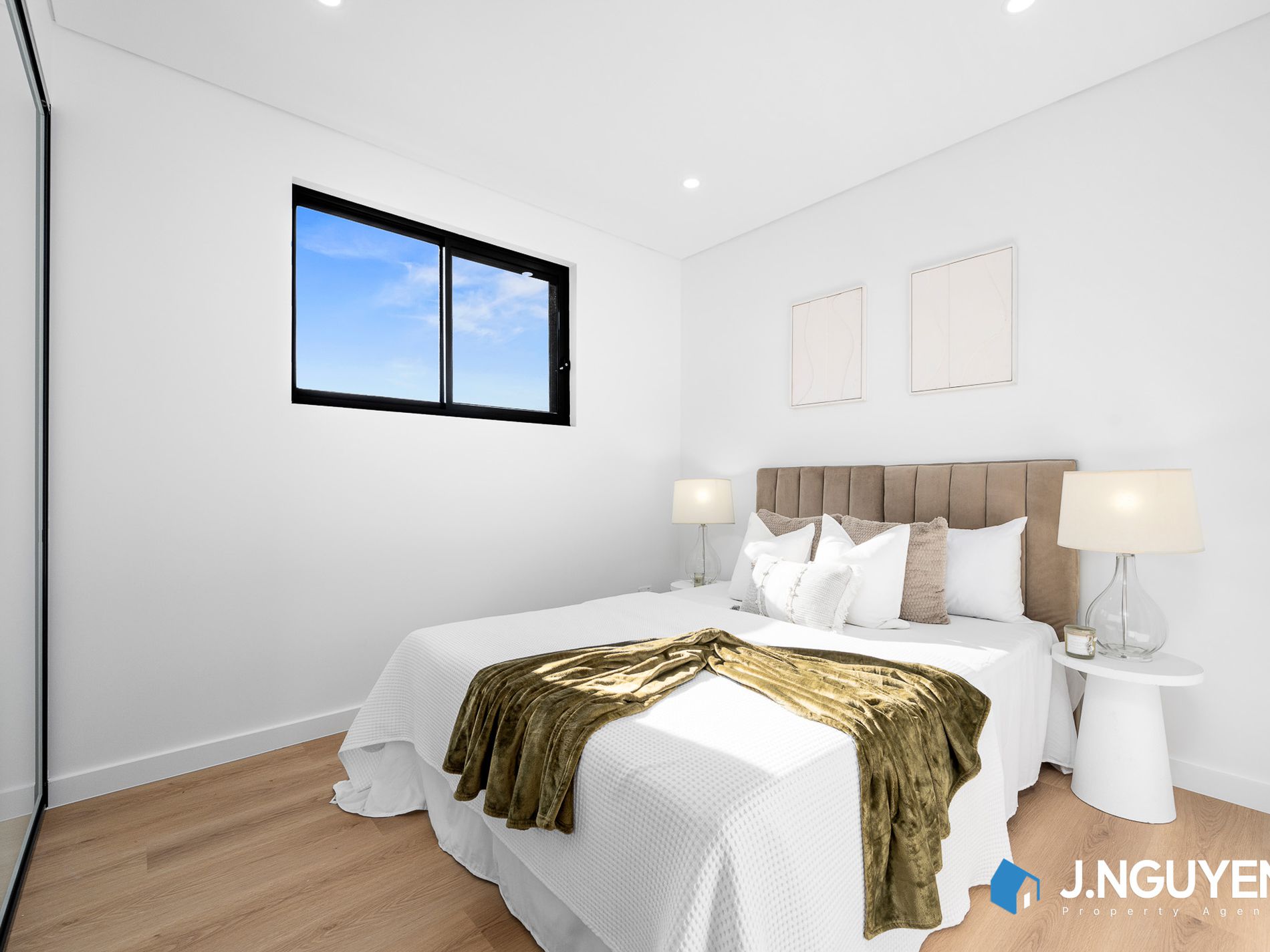 8 Clarence Street, Canley Heights