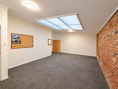 333 Highgate, Roslyn