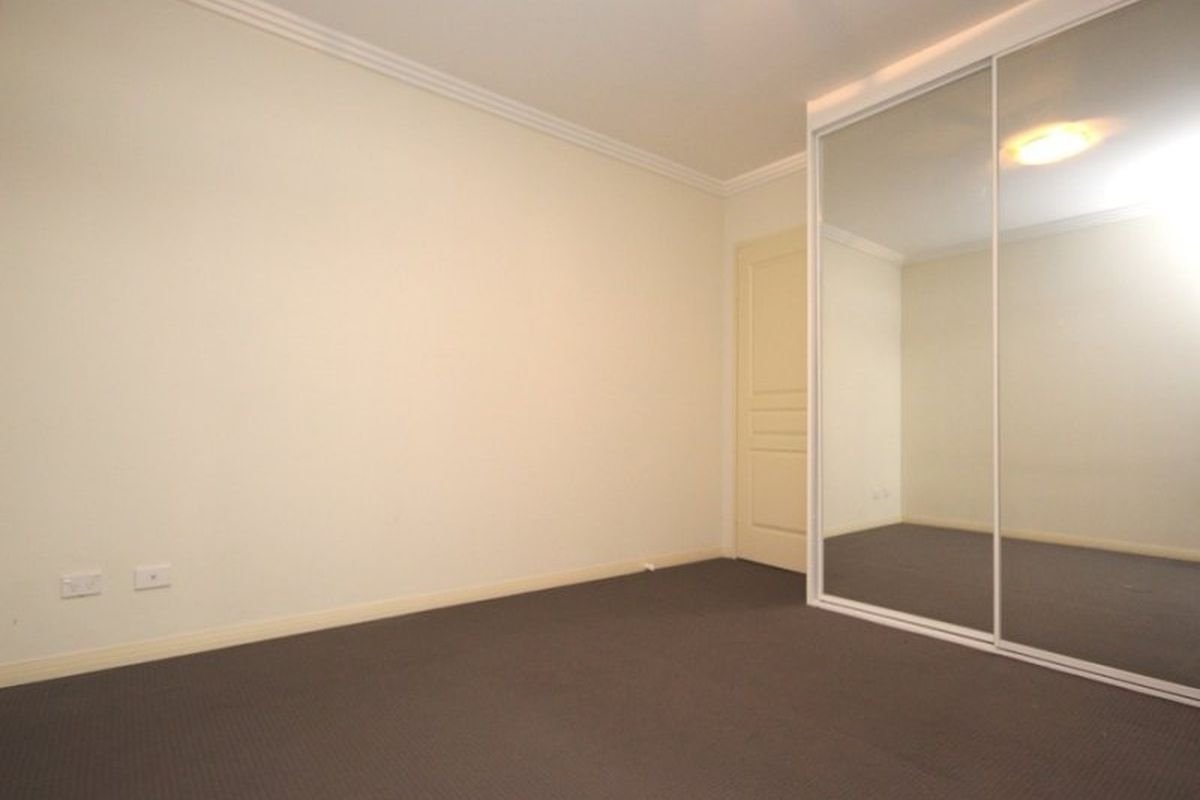 29 / 23 Hornsey Road, Homebush West