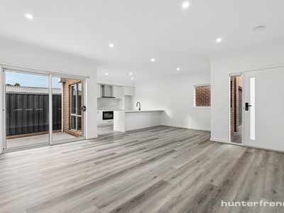 2 / 42 Bruce Street South, Altona Meadows