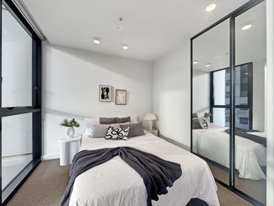 1205 / 33 Mackenzie Street, Melbourne