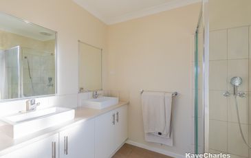 66 Corymbia Promenade, Pakenham