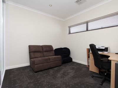 98A Barnes Street, Innaloo