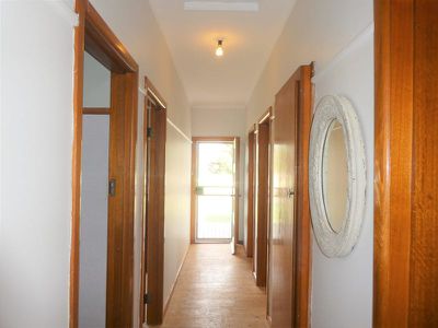 93 Livingstone St, Avenel