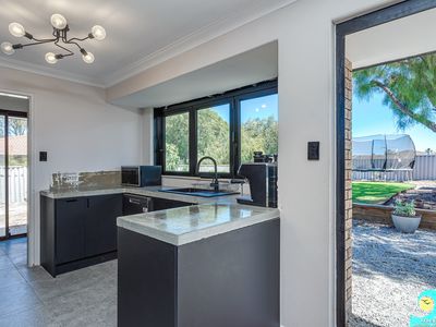 5 Newquay Close, Yanchep