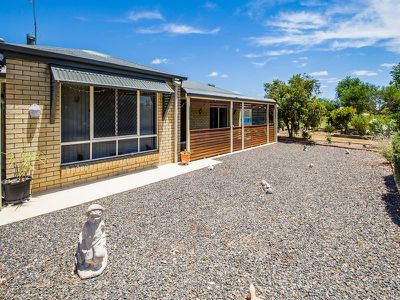 9-11 Albion Street, Kingaroy