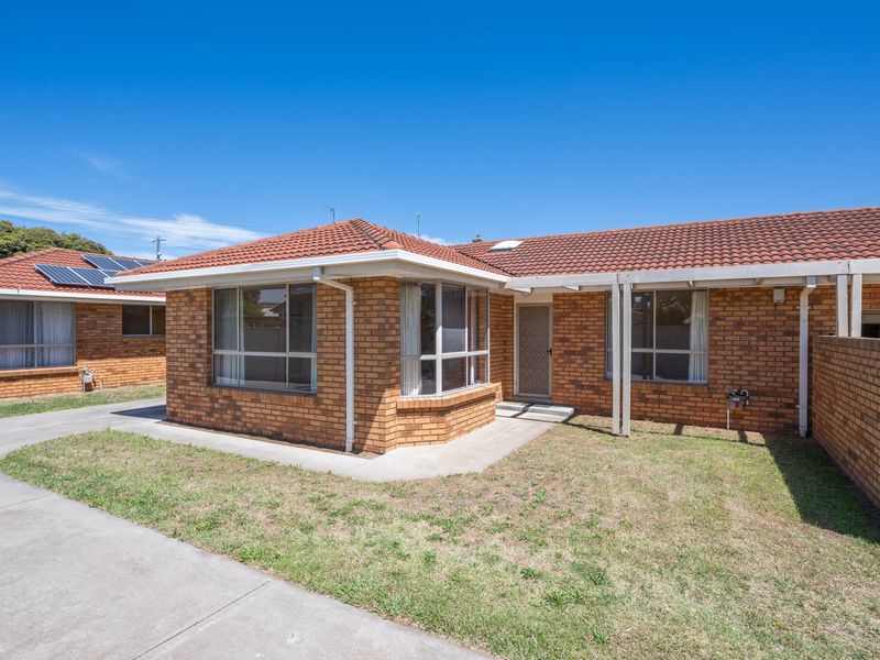 2 / 25 Sobraon Street, Shepparton