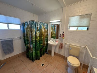 100 George Street, Nanango