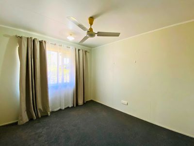32 Beresford Crescent, Dysart
