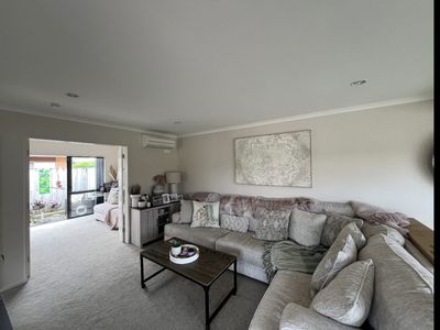 4 / 9 Fuller Close, Levin